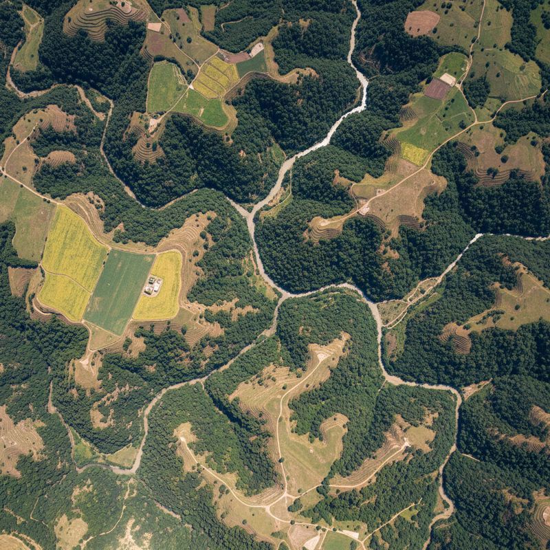 Imageamento Aéreo - Vista aérea de terreno